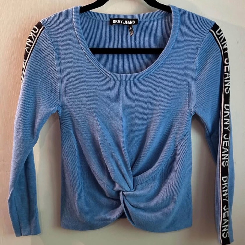 DKNY Light Blue Twist Front Long Sleeve pullover Sweater Size S